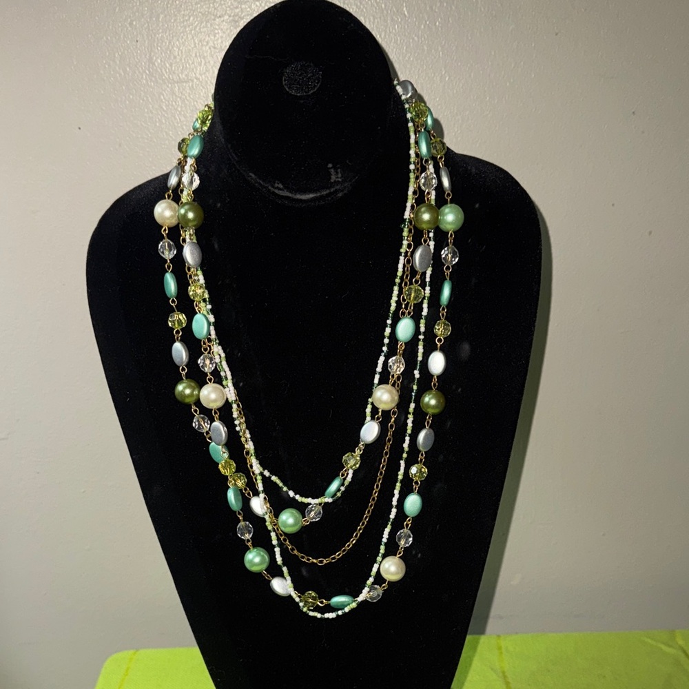 Chic Multi-Strand Necklace with Green and White Beads